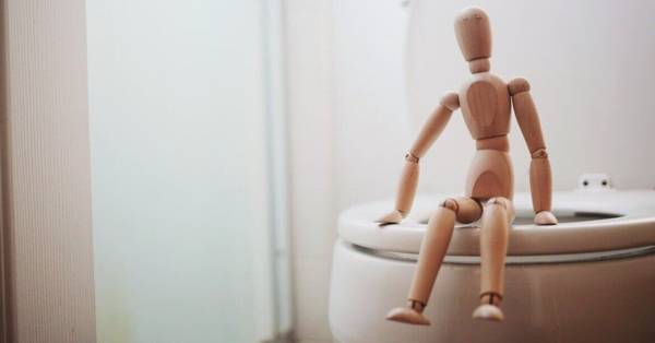 wooden figure diarrhea toilet